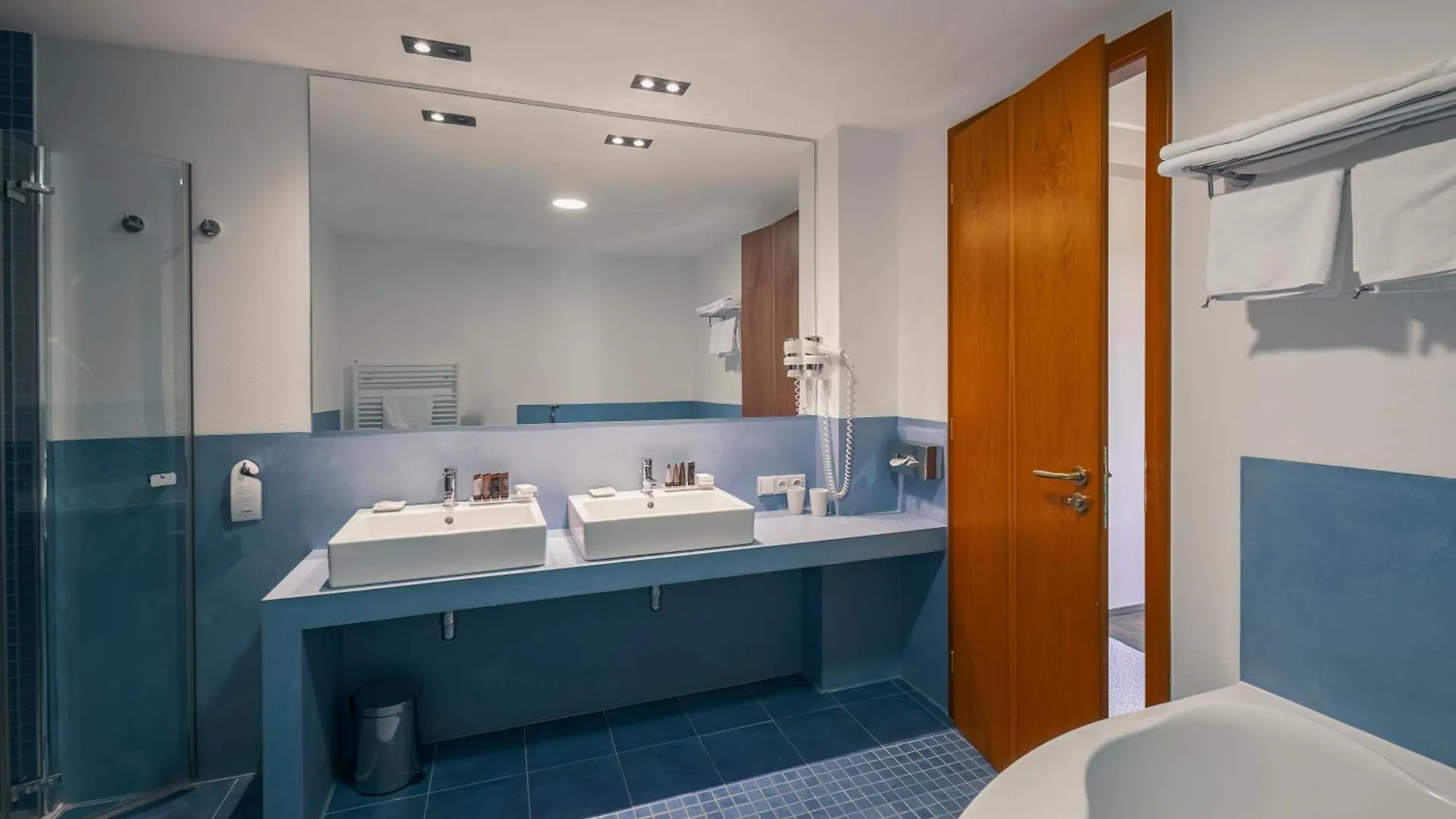 Park Holiday Congress & Wellness Hotel Prague