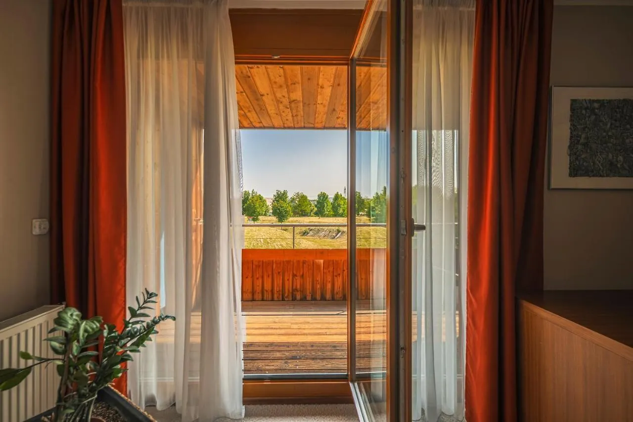 Park Holiday Congress & Wellness Hotel Prague