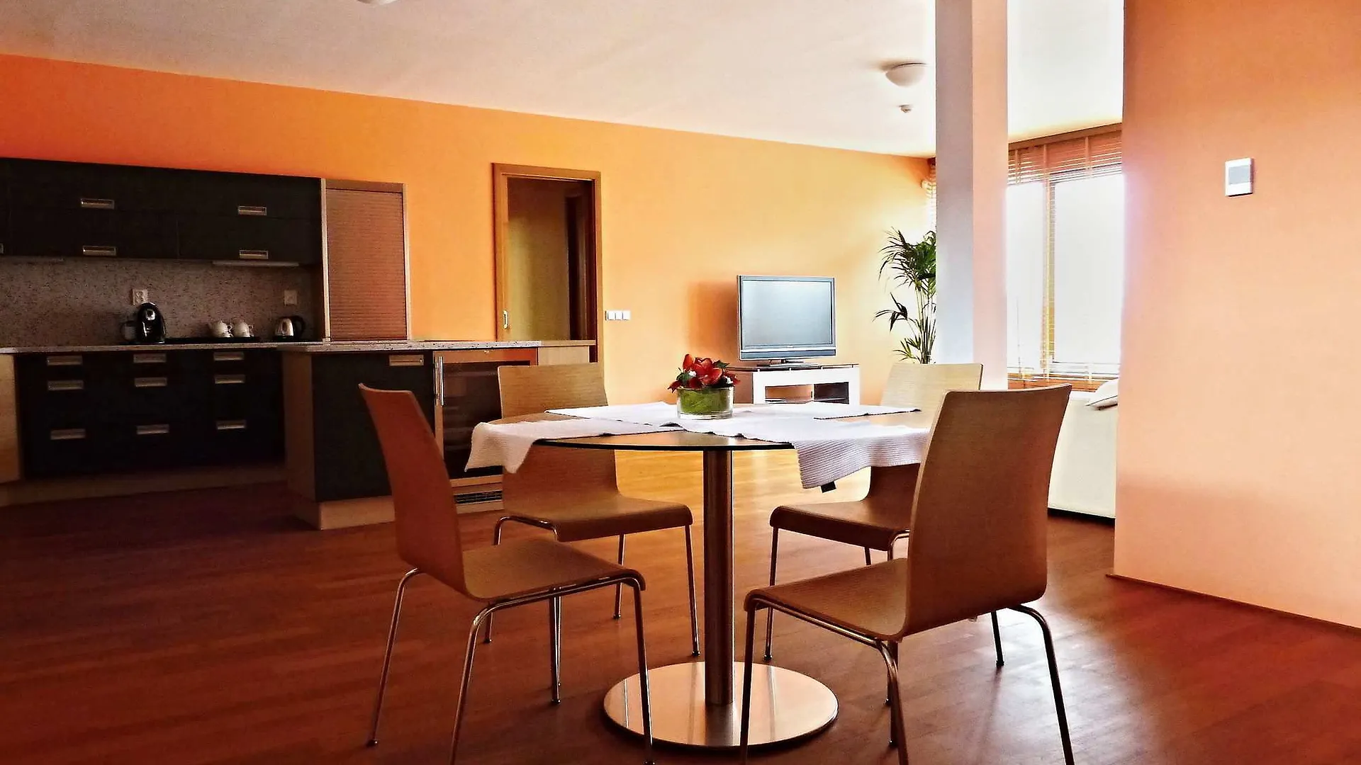 Park Holiday Congress & Wellness Hotel Prague